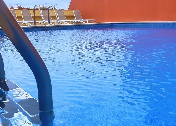 Oceanfront Chillstay - 4 Beds And A Pool