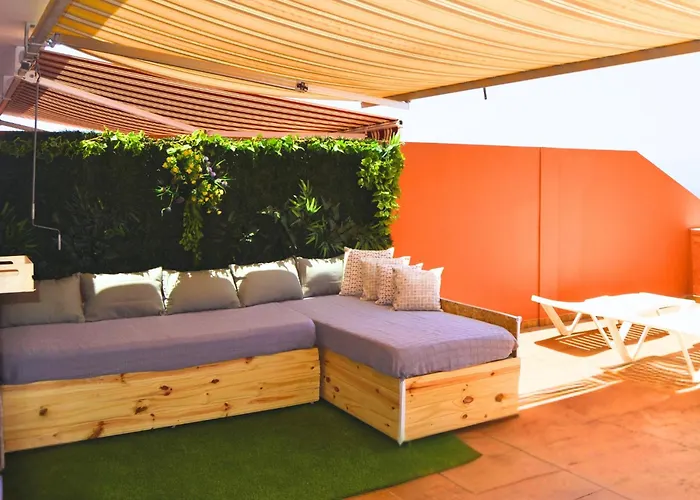 Oceanfront Chillstay - 4 Beds And A Pool