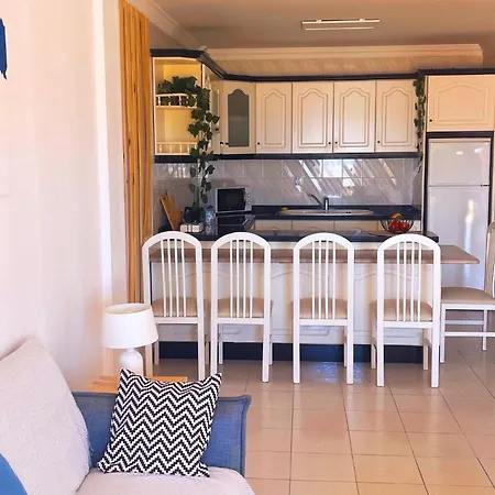 Apartment Panoramic Oceanfront Escape 2 Beds Gigantes, Roomcinema - Popcorn Machine