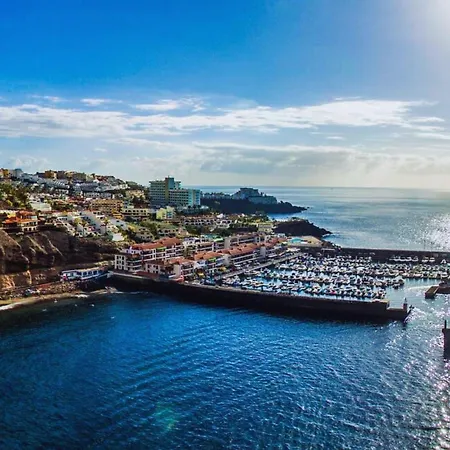 Panoramic Oceanfront Escape 2 Beds Gigantes, Roomcinema - Popcorn Machine