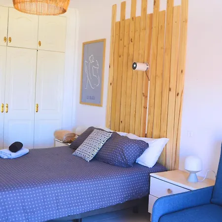 Panoramic Oceanfront Escape 2 Beds Gigantes, Roomcinema - Popcorn Machine