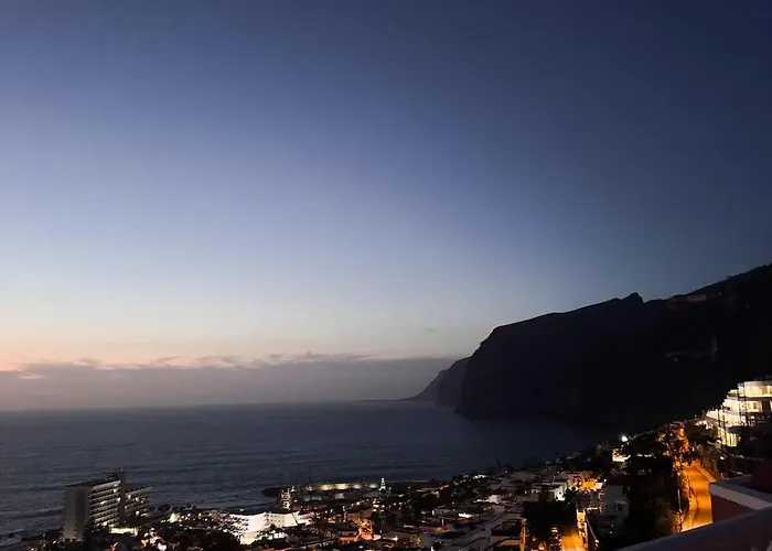 Oceanfront Chillstay - 4 Beds And A Pool *