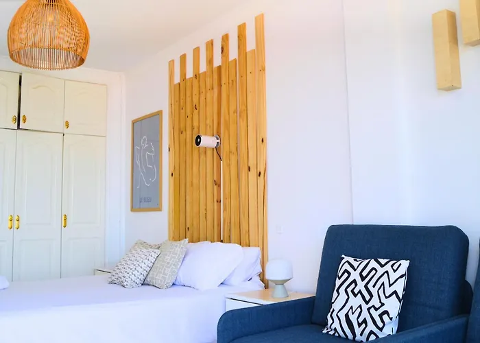 Oceanfront Chillstay - 4 Beds And A Pool